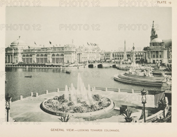 General view.- Looking towards colonnade, View of the central square of the World's Columbian