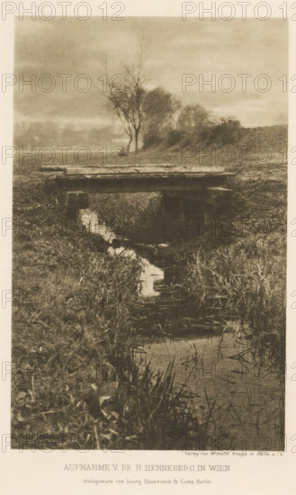 Bridge over a ditch, page, photomechanical print, photographer: Hugo Henneberg, Vienna, cliché