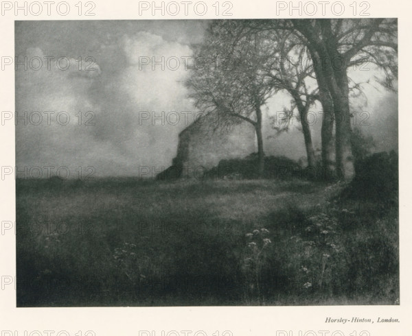 Landscape, with a building in the background, page, photomechanical print, photographer: Alfred