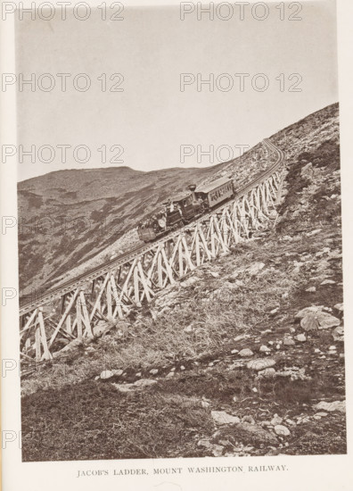 Jacob's Ladder, Mount Washington Railway, View of a train on a railway bridge on Mount Washington