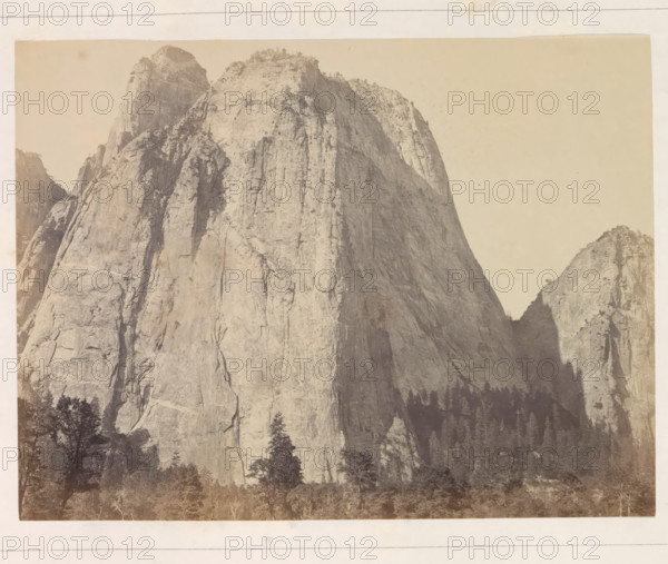Cathedral Rock, near view from the front, View of the Middle Cathedral Rock in the Yosemite Valley,