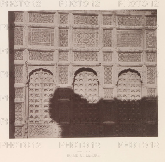 Façade of a house in Lahore, Punjab, Pakistan, page, photomechanical print, number: 'XI.', title: