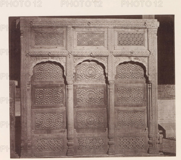 Window with geometrical ornaments in Lahore, Punjab, Pakistan, page, photomechanical print, title: