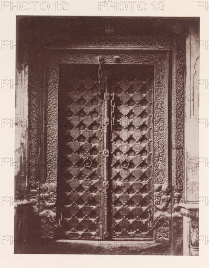 Door of a house in Multan, Punjab, Pakistan, page, photomechanical print, number: 'XVI.', title: