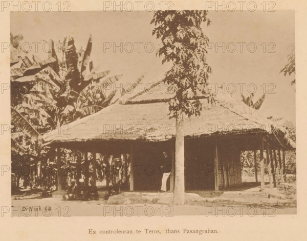 Ex inspector in Teros, now Pasangrahan, View of four unknown persons sitting in front of a house,