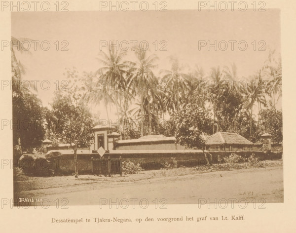 Dessa temple in Tjakra-Negara, in the foreground the grave of Lt. Kalff, View of the Dessa Temple