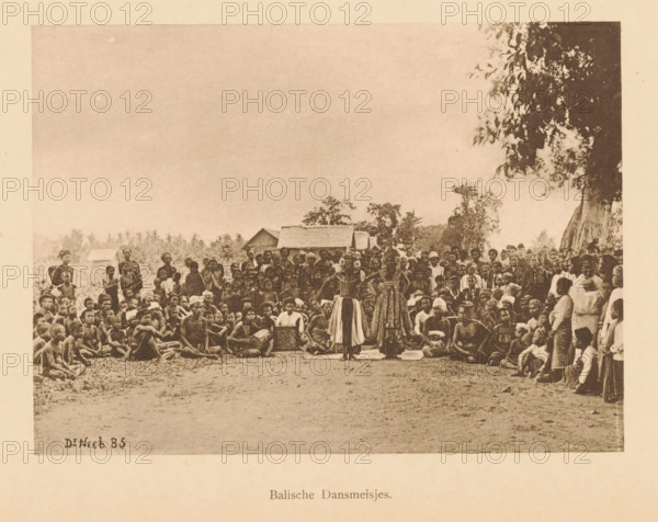 Balian Dancing Girls, Group of unknown persons watching two dancers, page, photomechanical print,
