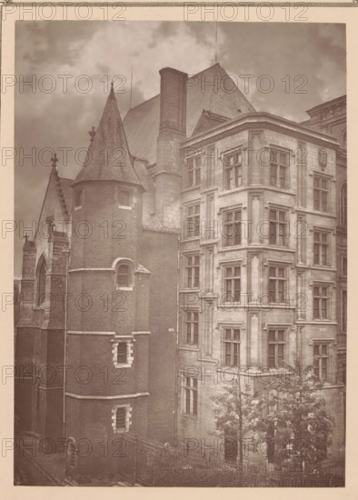 Lille, l'hotel-de-ville, Palais Rihour in Lille, page, photomechanical print, inscription: 'Journal