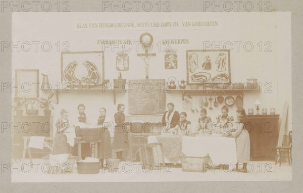 View of a home economics class, photograph, page, Antwerp, c. 1888 - in or before 1893,
