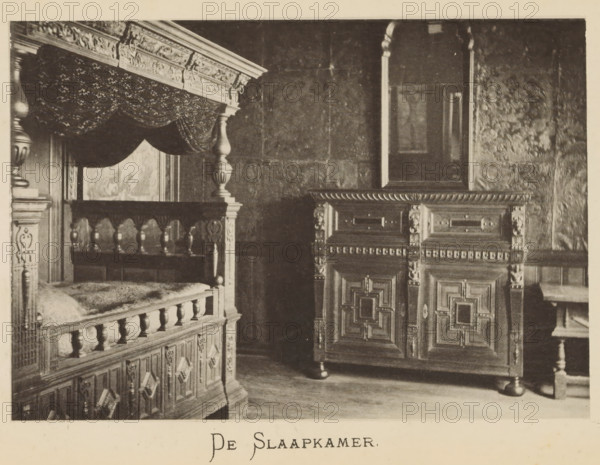 Interior of the bedroom in the house of Christoffel Plantijn, The bedroom, page, photomechanical