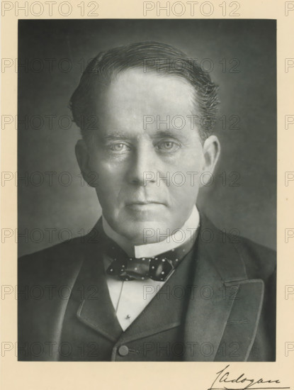 The right honorable earl Cadogan KG, photograph, page, annotation, inscription: 'Dublin',
