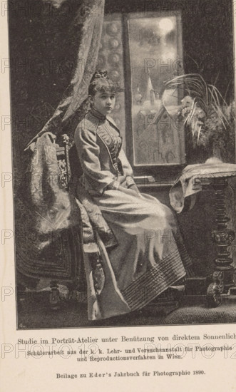 Studio portrait of an unknown woman, page, photomechanical print, monogram: 'AC', inscription: