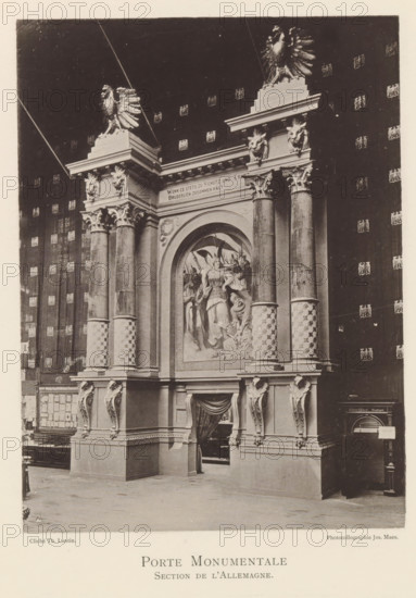 Porte Monumentale Section de l'Allemagne, Gate in an exhibition of German objects during the world