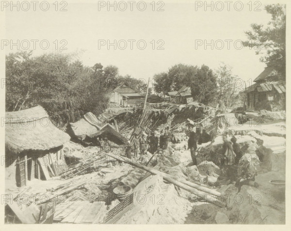 Houses destroyed by an earthquake in Japan, page, photomechanical print, Japan, cliché maker: