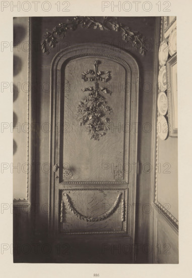 Wooden decorated door in the house of Antonin Terme, photograph, page, Liège, c. 1880 - in or
