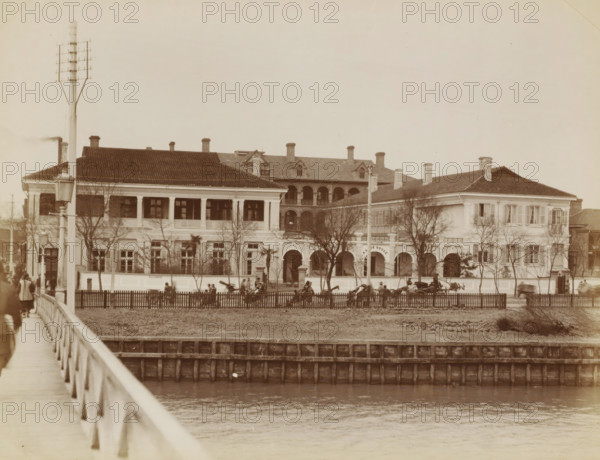 Exterior of the Astor House Hotel in Shanghai, album page, photograph, Part of Album with 50 photos