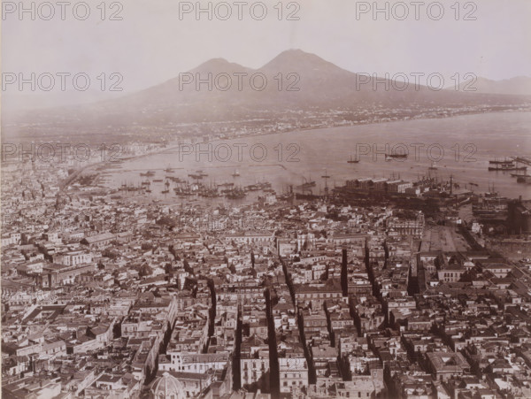 View of Naples, with Mount Vesuvius in the background, Italy, photograph, number: '1103',