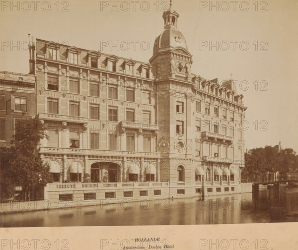 View of the Doelen Hotel in Amsterdam, photograph, inscription: 'Hollande, Amsterdam. Doelen