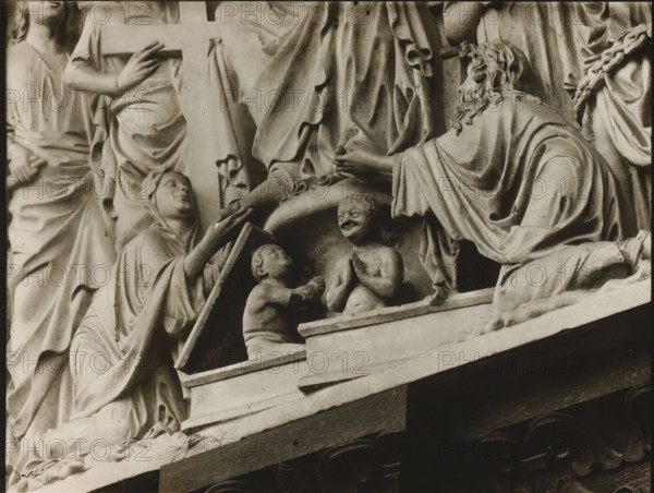 Fürstentor, Tymphanon, Maria u. Johannes Fri, Detail of the tympanum of the Fürstenportal in