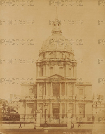 Hôtel National des Invalides ('Dôme des Invalides'), Paris, France, photograph, Frontal view of the
