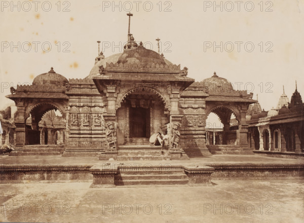 Temple complex, Palitana, Gujarat, India, photograph, Palitána ?, India., inscription: 'Palitana',