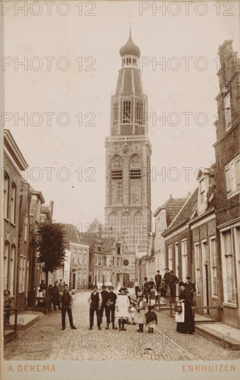 View of Torenstraat in Enkhuizen, with the Zuiderkerk in the background, photograph, inscription: