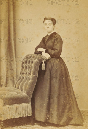 Portrait of an unknown woman from the Marmelstein family, photograph, carte-de-visite,