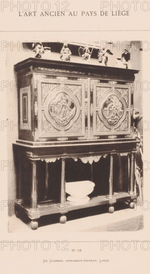Wooden cabinet, installed in the archaeological museum in Liège, Belgium, L'Art Ancien au Pays de