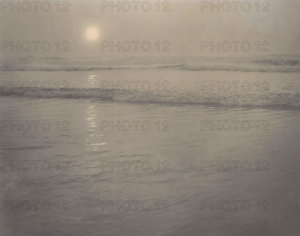 Seascape, photograph, photographer: Rudolf Eickemeyer, 1900 - 1906, pasteboard, paper, platinum
