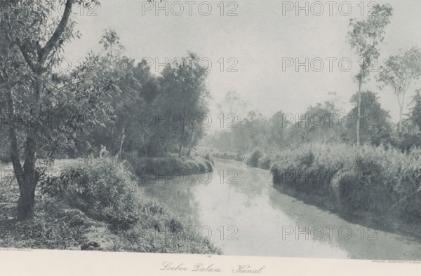 Loeboe Dalam Canal, Drainage canal at Loeboe Dalam on Sumatra, photomechanical print, Part of Album