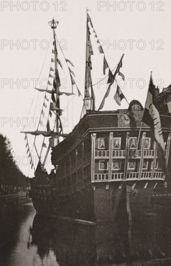 Galley on the Herengracht., Replica of a galley on the Herengracht during the April Festivals in