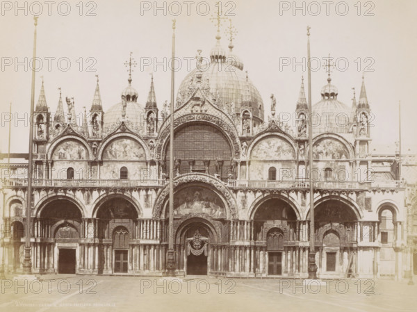Facade of the Basilica of San Marco and domes in Venice, Venezia - chiesa S. Marco facciata