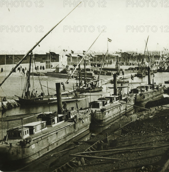 Inauguration of the Suez Canal. Ismaïlia, canal d'eau douce, arrival of the scheiks arabes