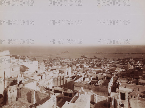 Alger, pris de la Casbah, View of Algiers and the Mediterranean from the Kasbah of Algiers,