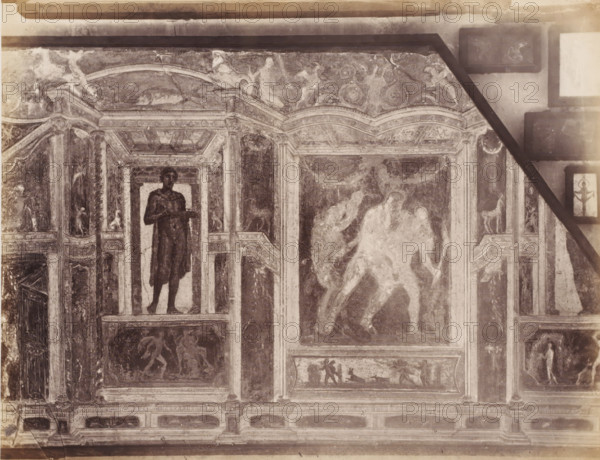 Fresco in a building in Pompeii, Italy, photograph, number: '73.', number: '11', inscription: