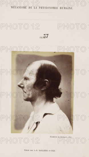 Portrait of a subject: 'un vieillard', photograph, page, Unnumbered page with photo 37 from