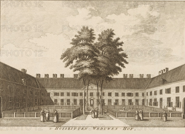 View of the courtyard of the Huiszittenweduwenhof (Kartuizerhof) in Amsterdam, 't