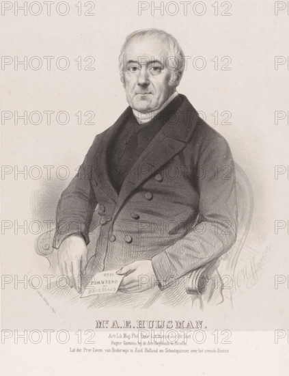 Portrait of AE Huijsman, print, The sitter holds a letter in his hand with the inscription: