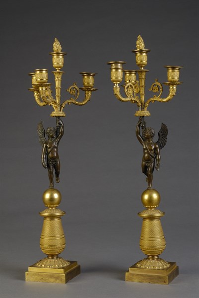 Paire de girandoles à quatre lumières