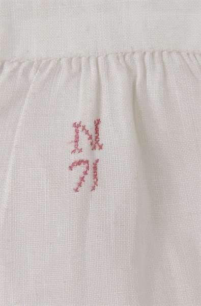 Chemise blanche de l'Empereur Napoléon III (détail)