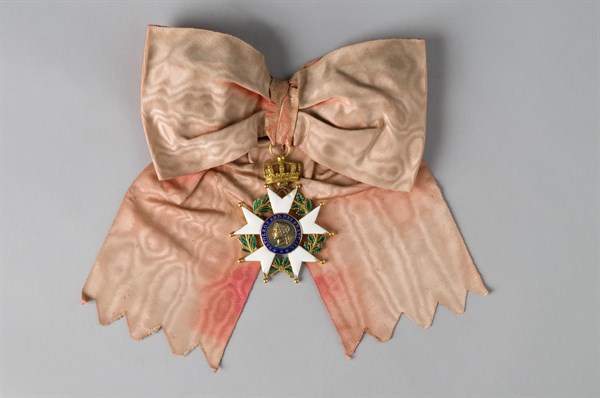 Grand aigle de la Légion d'Honneur qui aurait appartenu au Maréchal MacDonald
