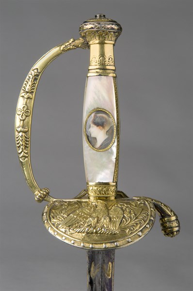 Epée offerte par le prince Eugène de Beauharnais au comte de Tascher de la Pagerie, 1er Empire