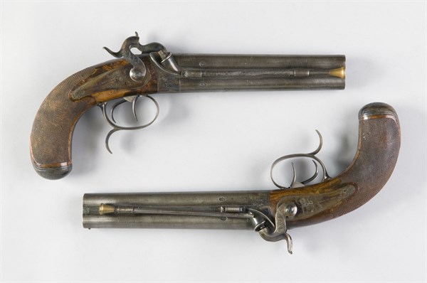 Paire de pistolets à percussion d'officier, genre 1855