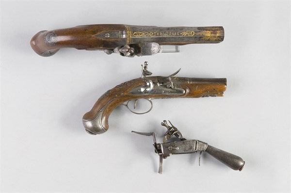 Flintlock pistols, 18th Century
