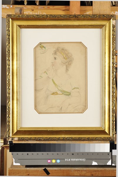 Portrait de jeune femme