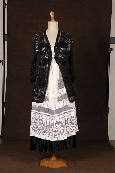 Costume de théâtre : robe 1900