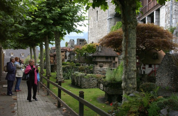Lourdes