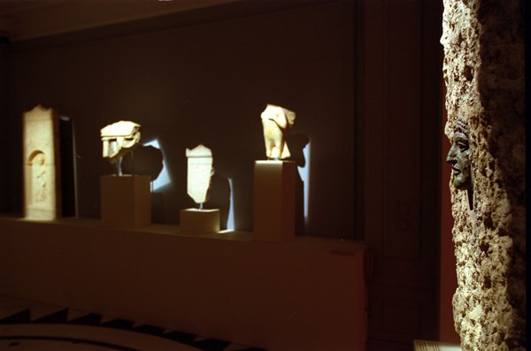 "LA CITE DERRIERE LA CITE" EXPOSITION IN ATHENS