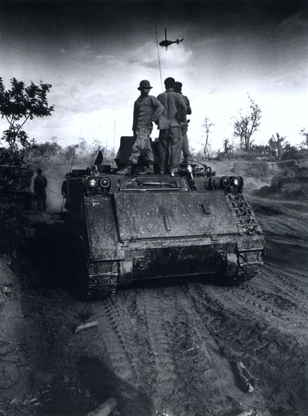 CAMBODGE GUERRE 1974