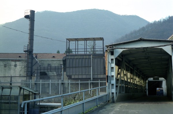 ITALIE. L'USINE D'ARMEMENT BERETTA A VAL TROMPIA, L'UNE DES PLUS CELEBRES DANS LA FABRICATION